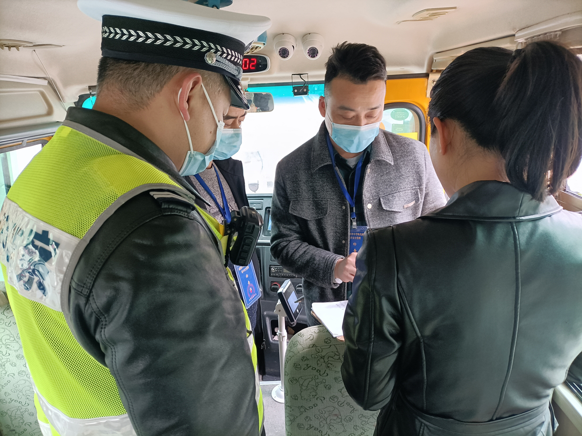 常德市湘北汽車運(yùn)輸有限公司,常德包車客運(yùn),常德旅游服務(wù),校車服務(wù)